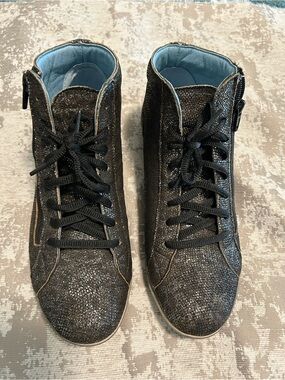 Women's Black Glitter High-Top Sneakers